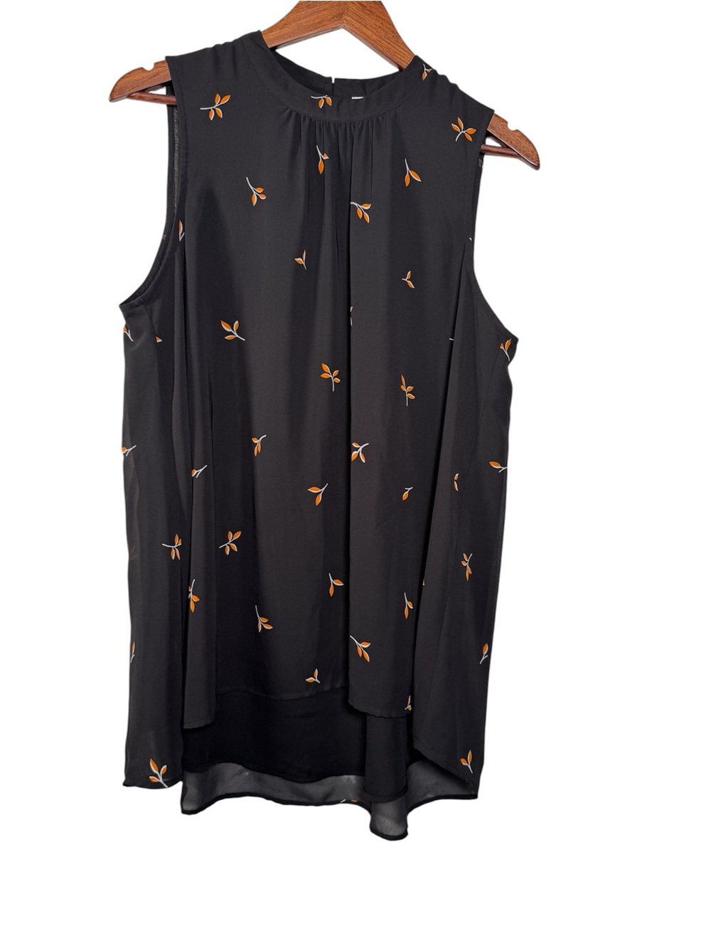 R2 Daniel Rainn Black Leaf Print Chiffon Blouse Large Hi Low Mock Neck Office